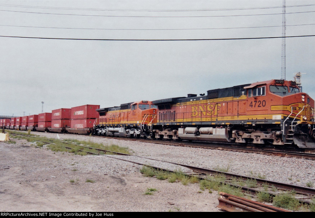 BNSF 4720 East